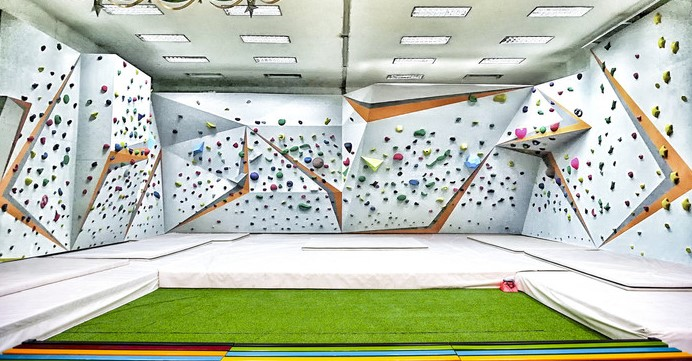 天津Top climbing攀岩馆